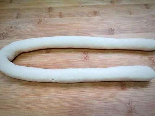 面包|最近儿子迷上这个早餐,比面包口感松软,满满都是料,特好吃