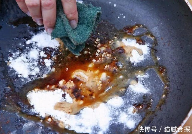 烧糊了的锅怎么去黑