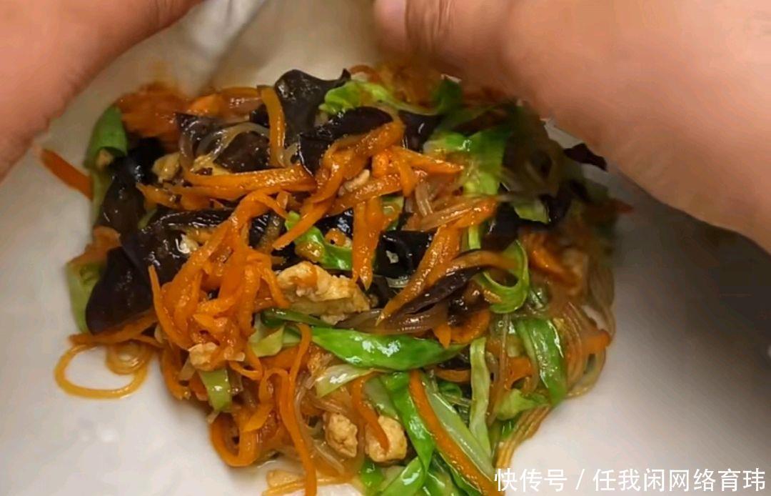 晚餐|周末晚餐,简单做点,一家四口,其乐融融,这些饭菜,你喜欢吗