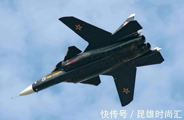 掠翼|沈飞不甘落后,也亮出一款新机型!变前掠翼双体飞机听说过吗?