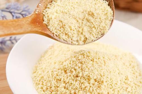 调味料|鸡精和味精,哪个对健康有危害?很多人都想错了,医生告诉你答案!