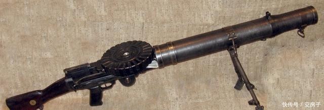 棍子|一战中的英国轻机枪，举起来能当棍子敲德军脑袋的刘易斯轻机枪