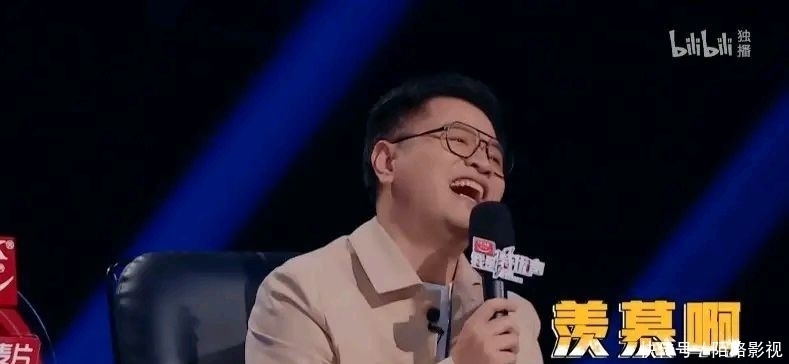 边磊姜添同框,边工光合联姻,锦鲤天赋惹全场羡慕,暂排第一