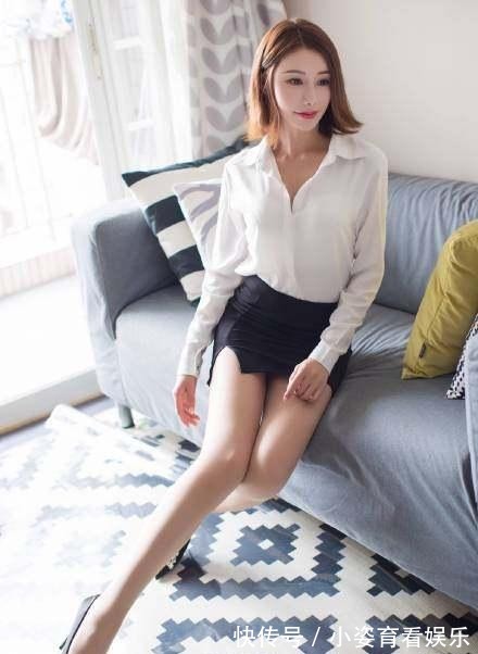 短裙|职业装 小姐姐打扮的很时尚, 白色上衣搭配黑色短裙