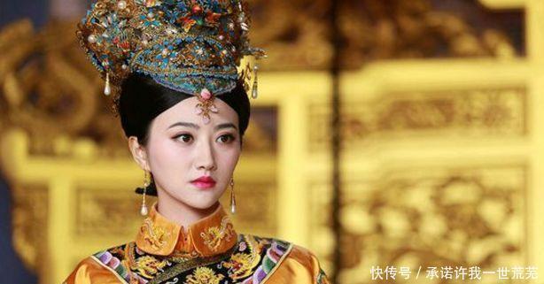 龙袍|她是历史上唯一穿着龙袍下葬的女子，衣服还是皇帝赏的！