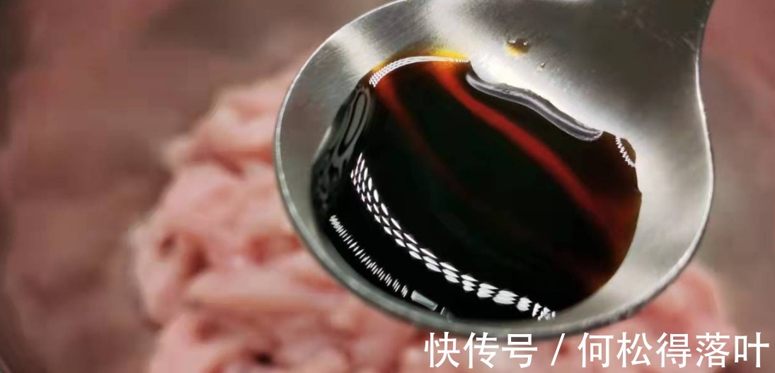 榨菜炒肉丝|榨菜炒肉丝的经典做法，色香味俱全，这就是干饭人的下饭菜！