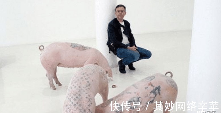 活猪|比利时男子给活猪纹身,猪皮被香奈儿做成限量版包,轻松赚50万