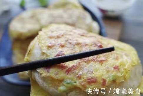 鸡蛋饼|3个鸡蛋，不揉面，简单一搅，做家人爱吃的鸡蛋饼，鲜美有营养
