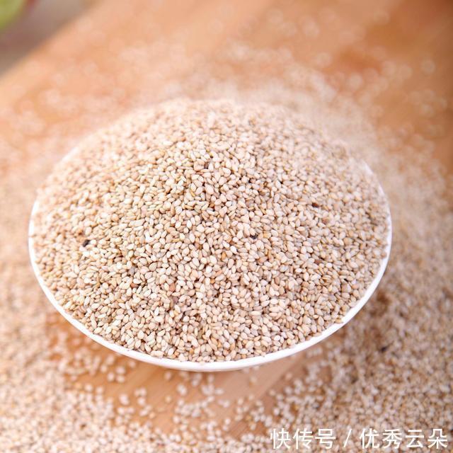 冬季|冬季多吃小米,加上1把花生米,教你从没试过的做法,简单易学