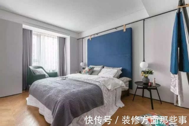 亚光砖|89平借用厨房空间将干区移到卫生间外，将电视墙改为柜子隔断