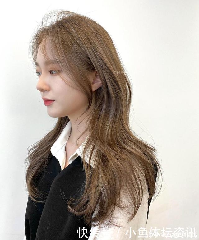 新女神发型17款,瘦脸时尚显气质,无论长短都很出彩