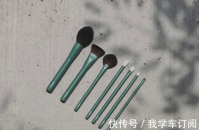 国产品牌 瞒不住了!这些真香的国产彩妆!