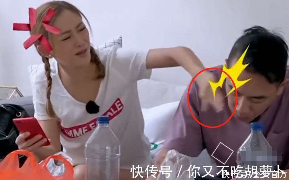 耳光|53岁陈小春被嘲没教养,宴席上乱翻菜,曾因喝粥被应采儿打耳光