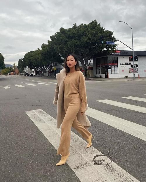 皮肤黄的女生千万别穿这4种颜色，显老又没气质，太丢人了