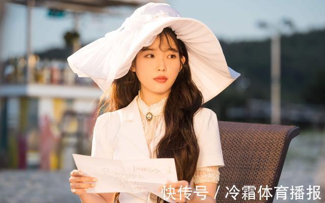 颧骨 不同脸型都有适合的发型,长脸不适合高马尾,圆脸留高发髻超好看