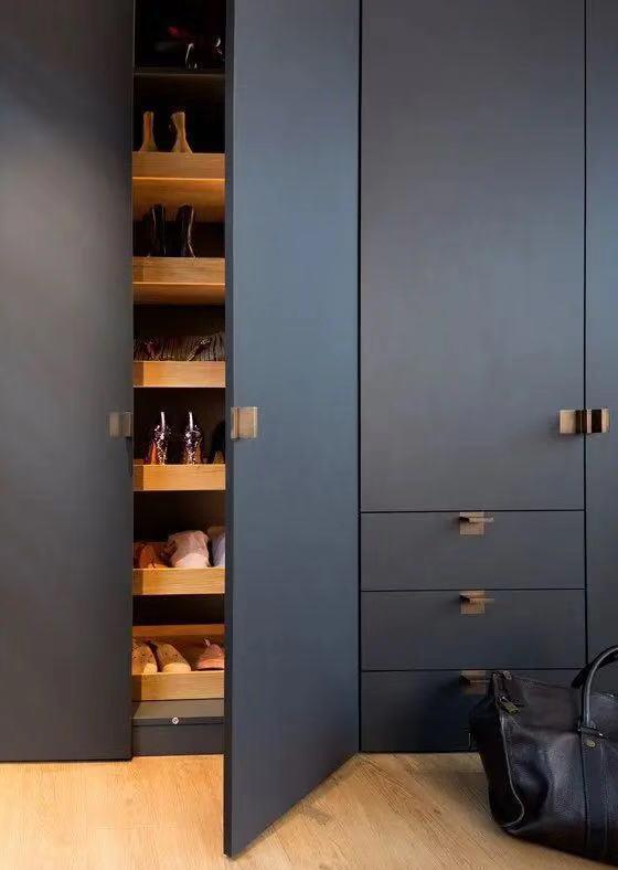 齐家栗子|玄关鞋柜这样装太明智了，漂亮多功能，还很省地方，可以照着装