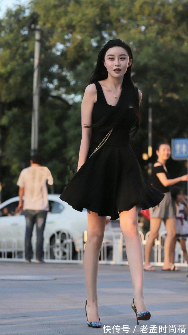 高跟鞋|脚上穿着“彩虹”,要是没一定的颜值,还真的驾驭不了