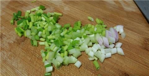 哈气|凉粉,又麻又辣吃得直流汗水,嘴直哈气