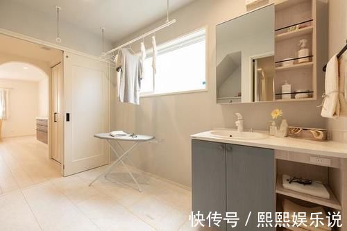 家家|淘汰了阳台,卫生间成了香饽饽,隔出2㎡家政间国内外家家抢着学