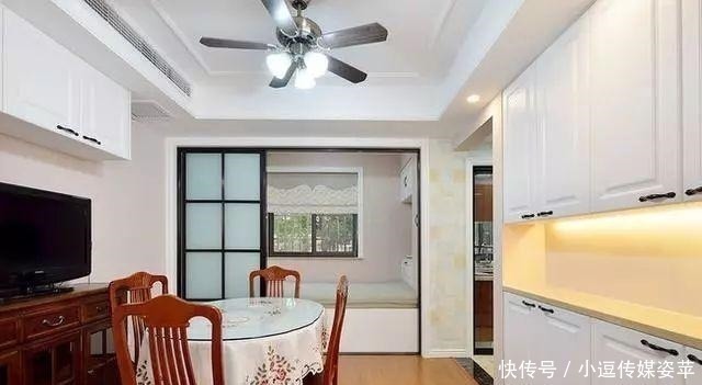 客厅|朋友的新房装修太漂亮了,一屋7个地方装上柜子,漂亮又实用!