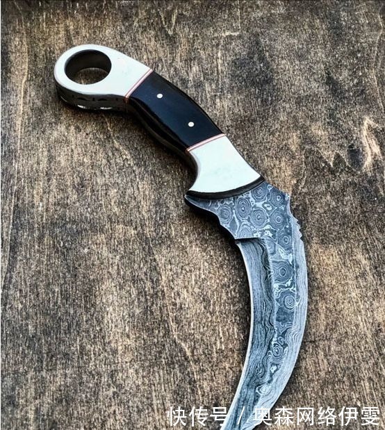 弯刀|电影《战狼》里造型别致的小弯刀,竟是源自东南亚收水果的镰刀