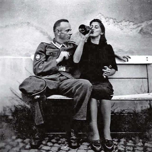 法国|与敌同眠1940年-1944年法国的“通敌者”女孩