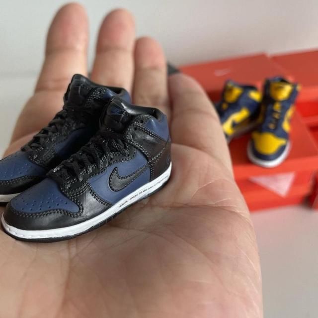 扭蛋|模玩资讯：万代GASHAPON ONLINE NIKE DUNK HIGH 迷你收藏扭蛋