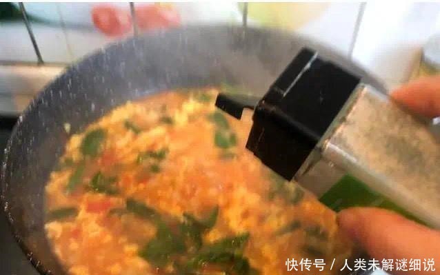  北方懒人疙瘩汤，不用和面，解馋饱腹而且还不容易胖！