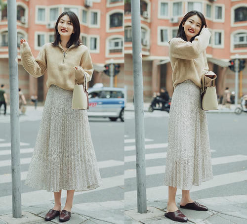 “毛衣＋半身裙”初春这样穿，时髦又撩人，气质很加分