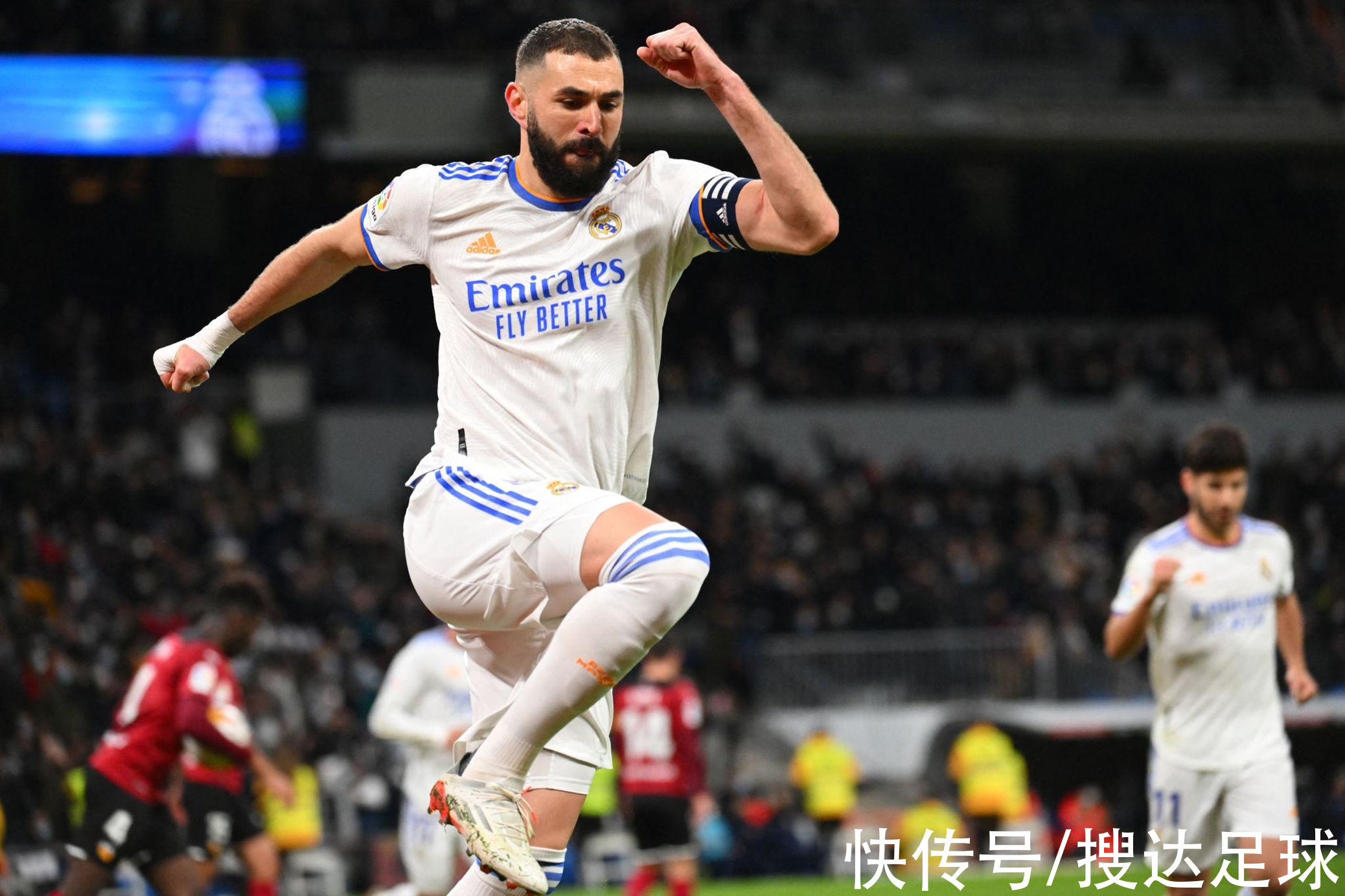 皇马|4-1大胜！1-1被绝平！西甲悲喜之夜：皇马8分领跑，巴萨被羞辱