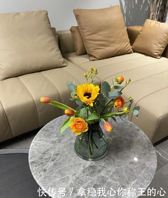 背景墙|高颜值的新房终于入住，电视墙非常大气，儿童房床头打柜子很实用！