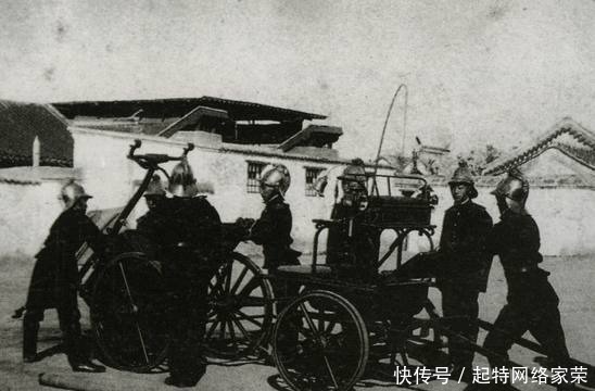 清朝罕见老照片：贵族男孩戴眼镜，最后一张是清代的消防车！