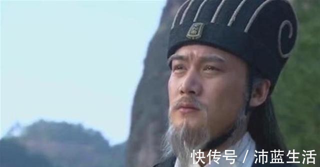 刘伯温$刘伯温为找天书,挖开诸葛亮墓,看到墓中一行字,马上匆匆离开