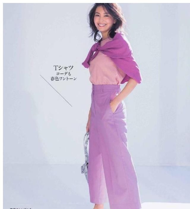  肤色|今年冬天的流行色太浪漫了，不挑年龄不挑肤色，显白又显气质