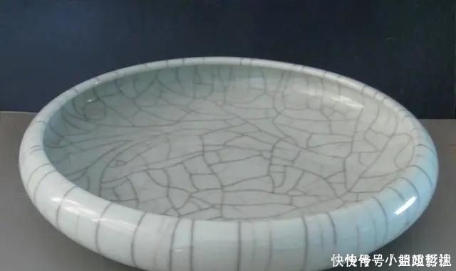 统治阶层@瓷器千种独爱官窑,看官窑的古朴之美,了解丰富的瓷器文化