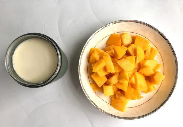 可惜|酸奶直接喝太可惜了,简单做成冰淇淋,低脂低糖,减肥人士放心吃