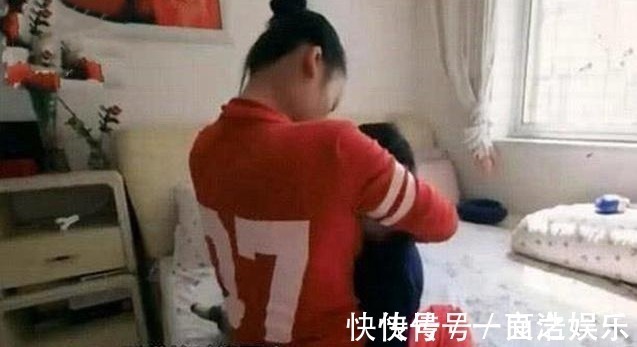 妈妈|8岁男孩被“毒母乳”毁掉,医生妈妈再爱,也要学会适可而止