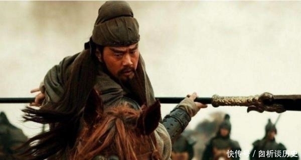 疗毒|华佗去世11年，关羽才被毒箭射中，那真正给关羽刮骨疗毒的是谁揭晓答案