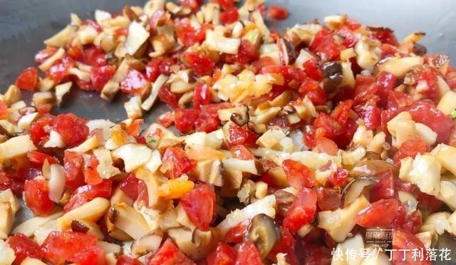 芋头糕|闻着香就被馋醒了!这早餐做一次能吃一周,早上几分钟搞定!