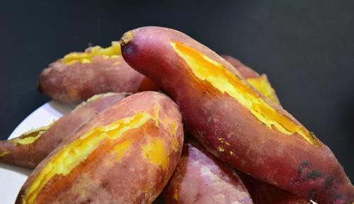 常吃3种食物,软化血管,防止血管堵塞,加强肠胃蠕动,排毒养颜