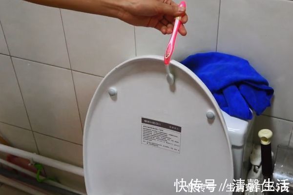 打火机|旧牙刷用打火机烧一烧，没想到还有这个妙用，10个人9个人不知道