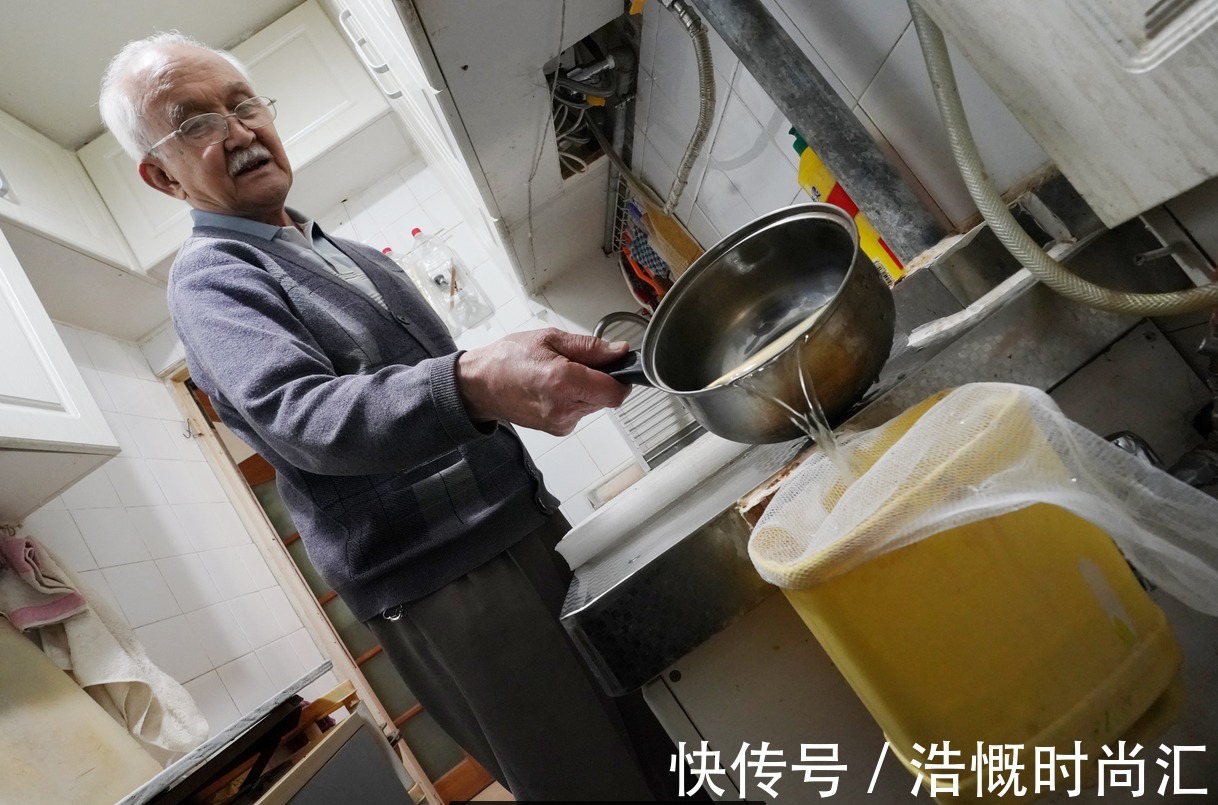 塑料瓶|家里用水一下省2／3！84岁节水达人这些招，你家也能用