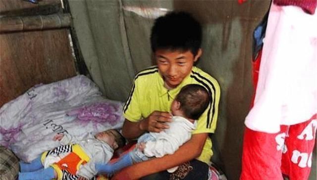 脸红|拾荒夫妻18年连生10子,计生部门调查原因,夫妻脸红不会避孕