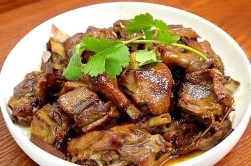 好吃到爱不释口的硬菜，香而不腻，美味诱人，两天没吃家人就馋！