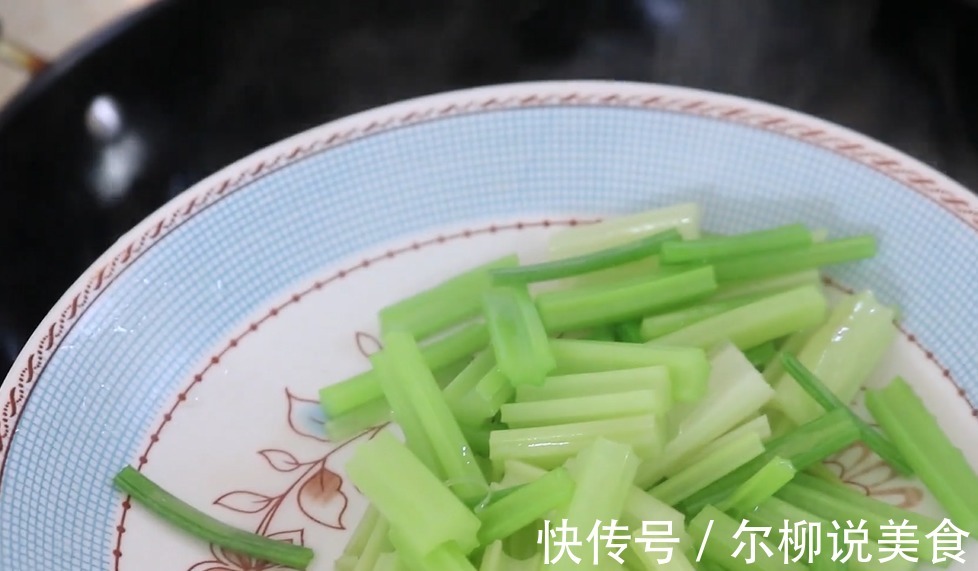 不管炒什么肉,切记不要直接下锅,多加两步,鲜嫩入味不柴又不腥