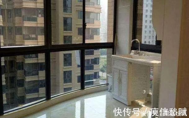 推拉门|越来越多人阳台不装推拉门了,现在都流行这样的,后悔没早点知道