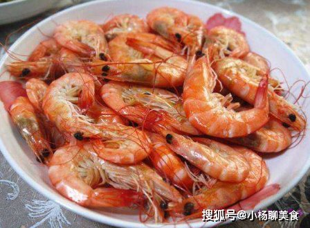 热水|白水煮虾时，用冷水还是热水，很多人做错了，难怪不好吃