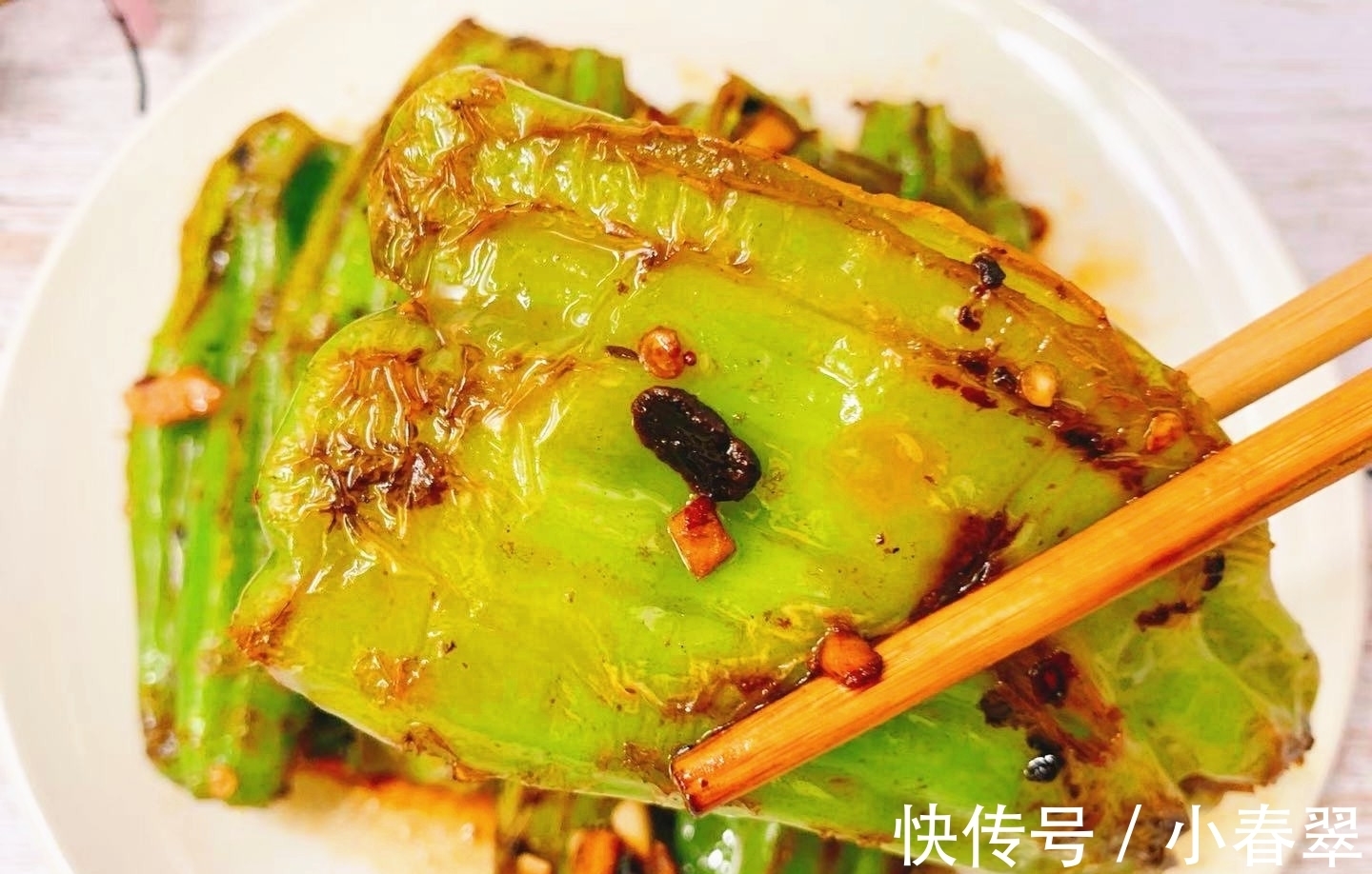 青椒蒂|做虎皮青椒,先放青椒是大错特错!少了1步,难怪不起皮不入味