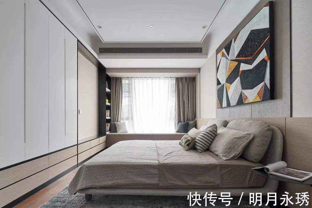 床尾凳|246㎡现代大平层,简约大方的空间,时尚优雅的布置,高级档次