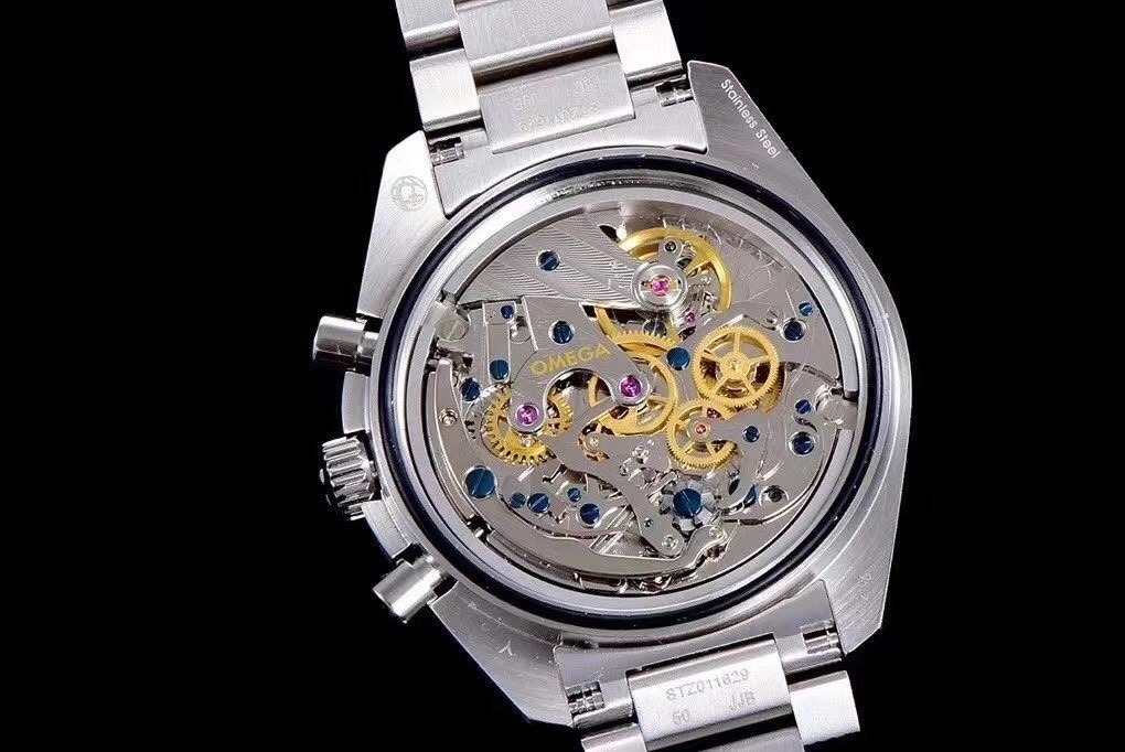 仪表不凡说表:OM 全新欧米茄超霸阿波罗11号腕表